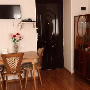  Апартаменты Tamara's In Avlabari